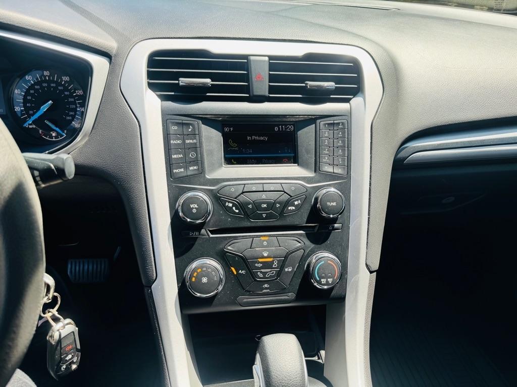 Ford Fusion SE 2014