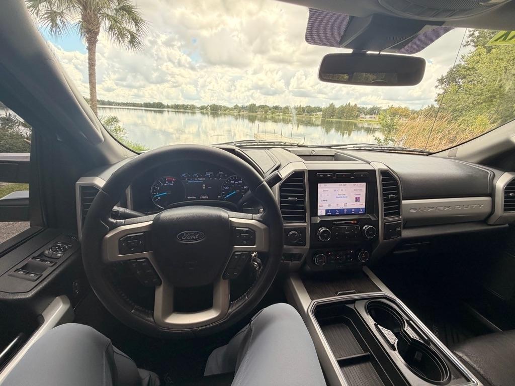 Ford F-250 SD Lariat Crew Cab 4WD 2020