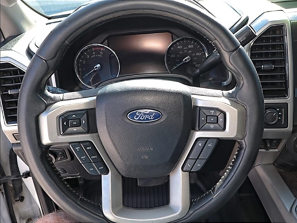 Ford F-250 SD Lariat Crew Cab 4WD 2020