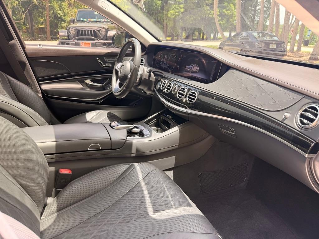 Mercedes-Benz S-Class S560 2018
