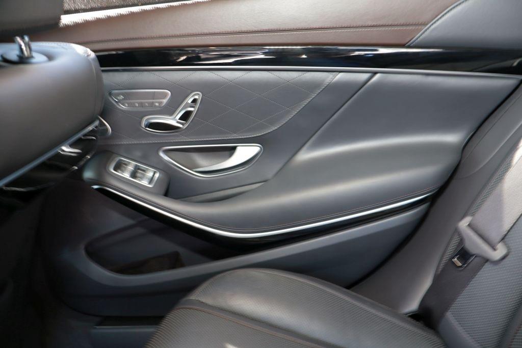 Mercedes-Benz S-Class S560 2018