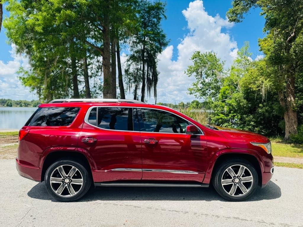 GMC Acadia Denali 2017