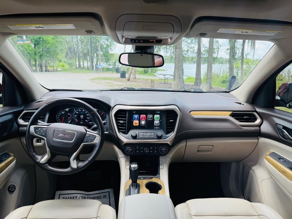 GMC Acadia Denali 2017