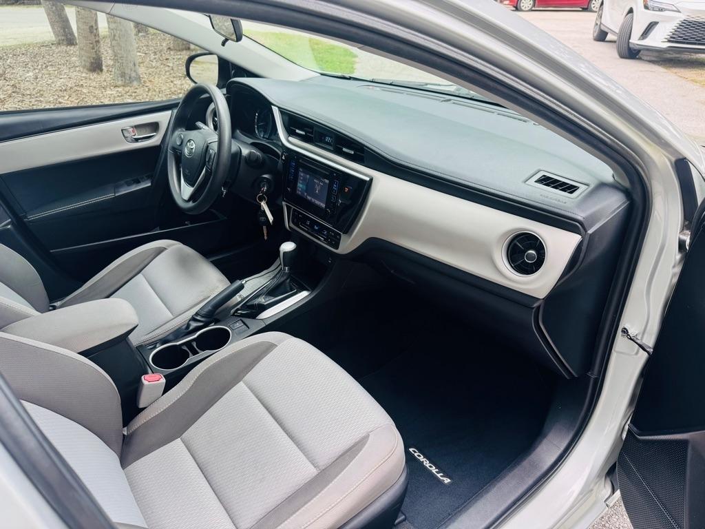 Toyota Corolla L CVT 2018