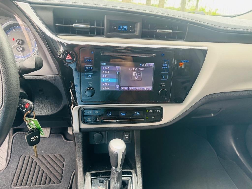 Toyota Corolla L CVT 2018