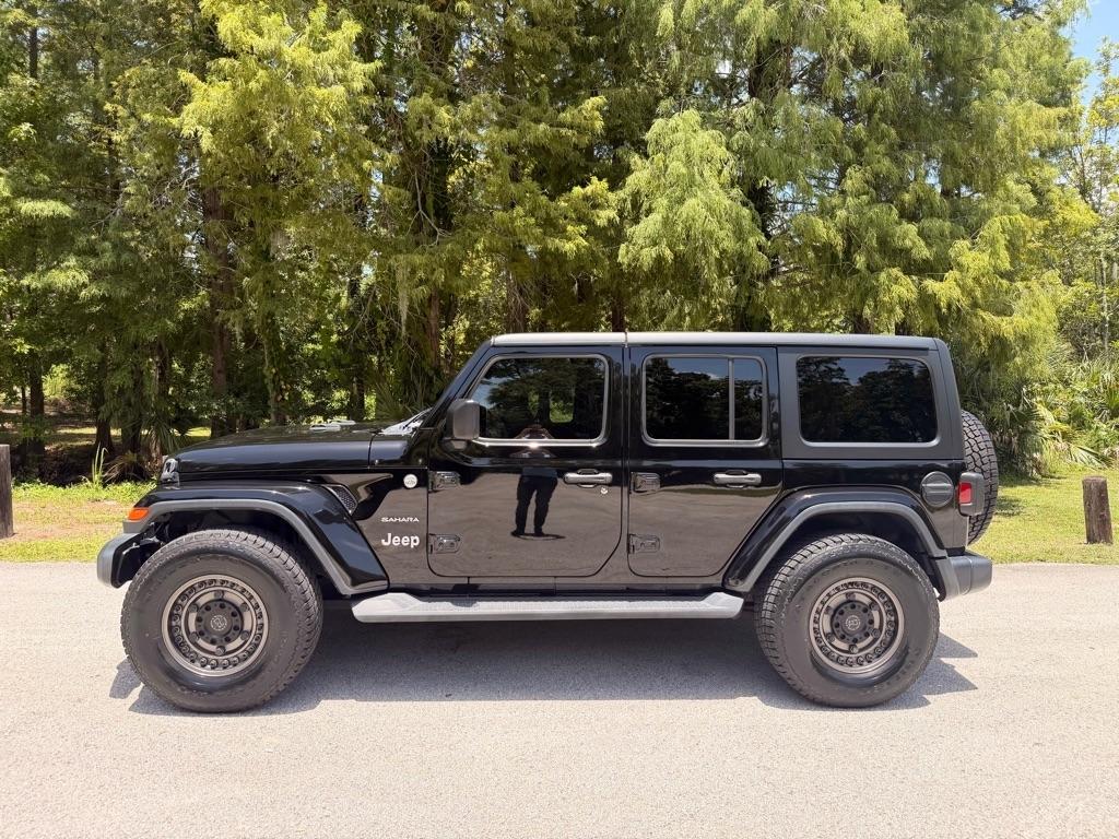 Jeep Wrangler Unlimited Sahara 2019