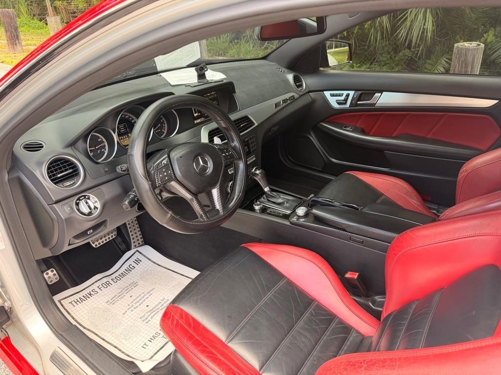 Mercedes-Benz C-Class C63 AMG Coupe 2012