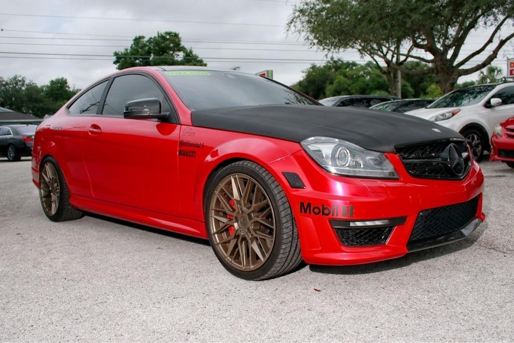 Mercedes-Benz C-Class C63 AMG Coupe 2012