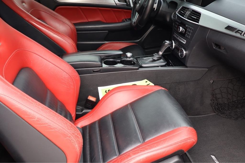 Mercedes-Benz C-Class C63 AMG Coupe 2012