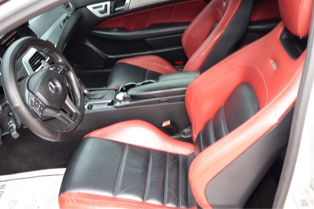 Mercedes-Benz C-Class C63 AMG Coupe 2012