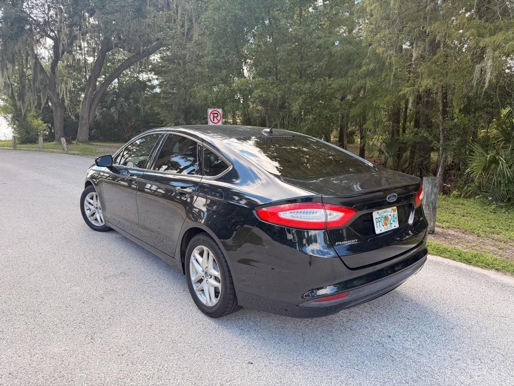 Ford Fusion SE 2014