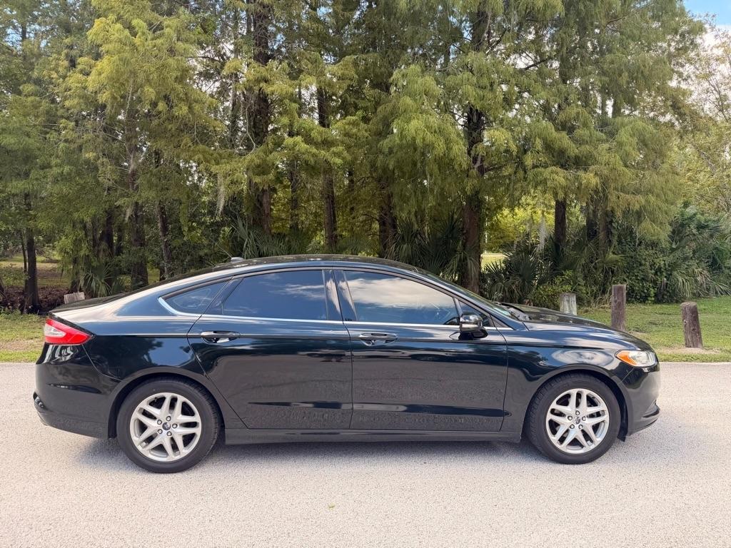 Ford Fusion SE 2014