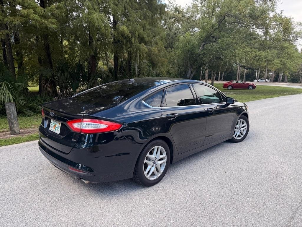 Ford Fusion SE 2014