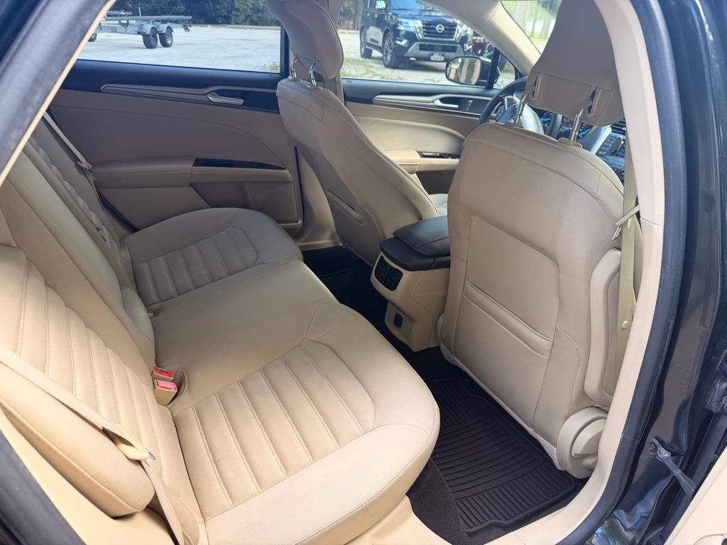 Ford Fusion SE 2014