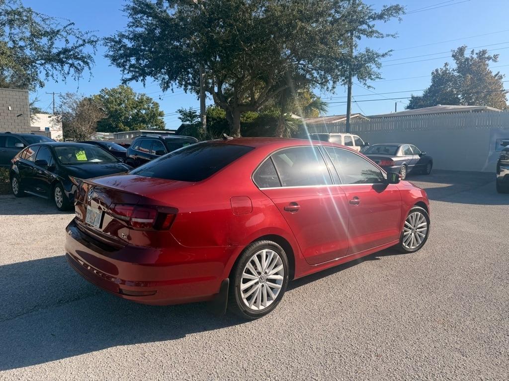 Volkswagen Jetta SEL 6A 2016