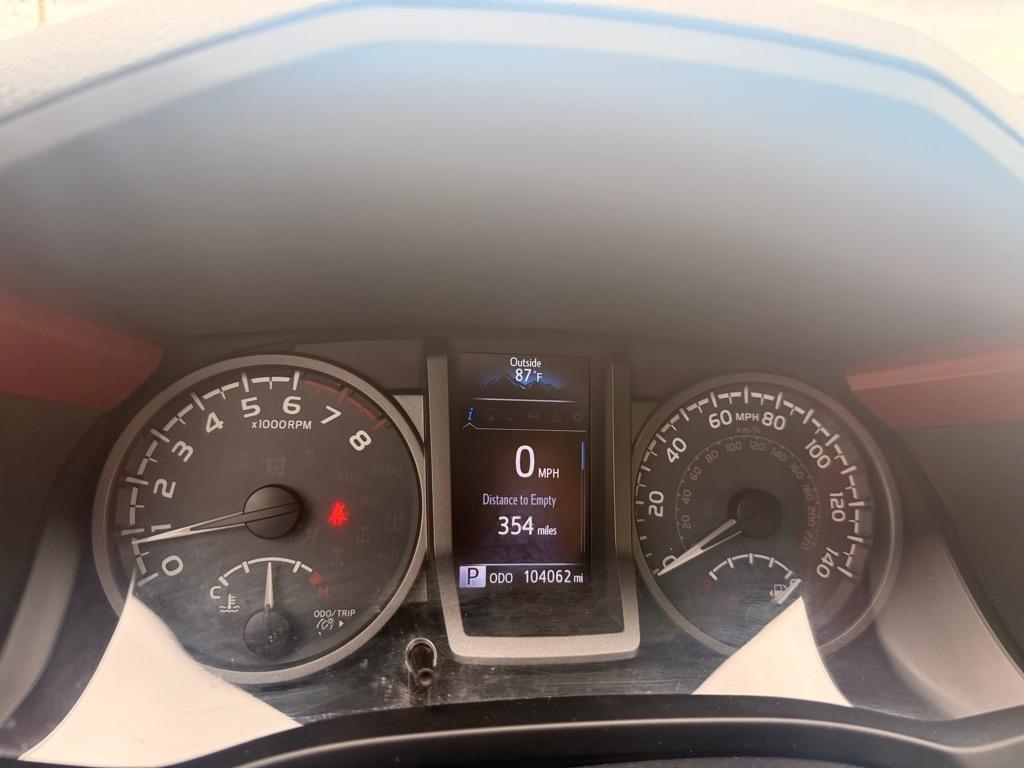 Toyota Tacoma 2WD Double Cab V6 AT TRD Sport (Natl) 2016
