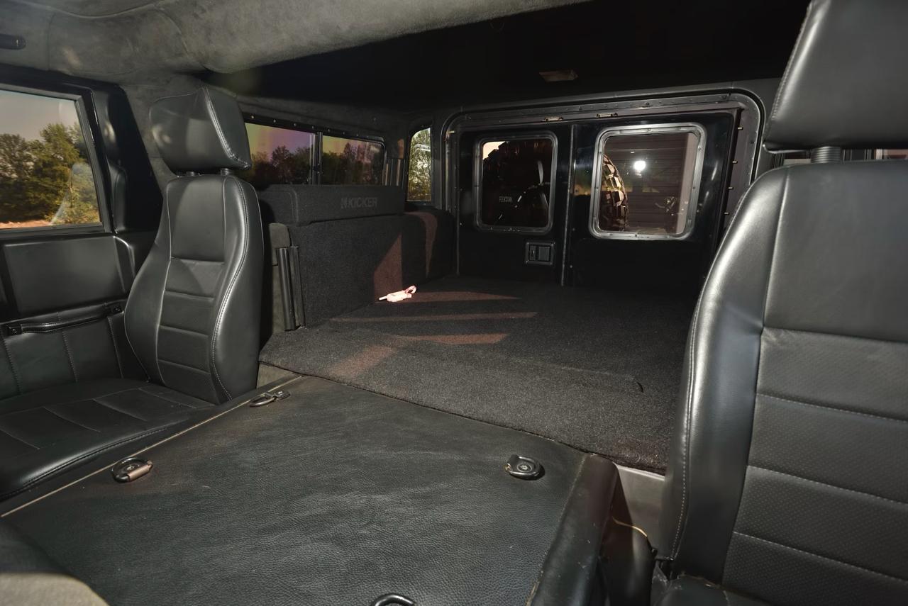 1996 Hummer H1 - Photo 13