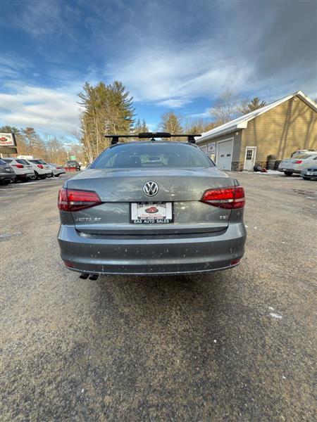 Volkswagen Jetta 1.4T SE 6A 2017