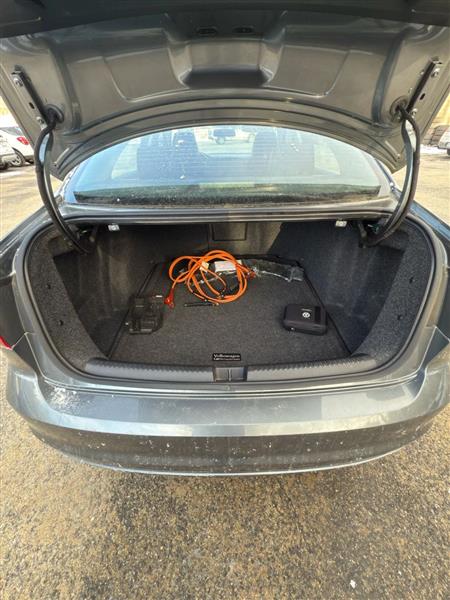 Volkswagen Jetta 1.4T SE 6A 2017