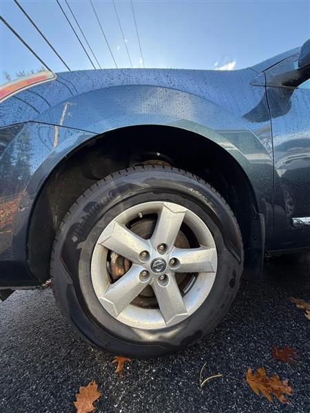 Nissan Rogue S AWD 2013