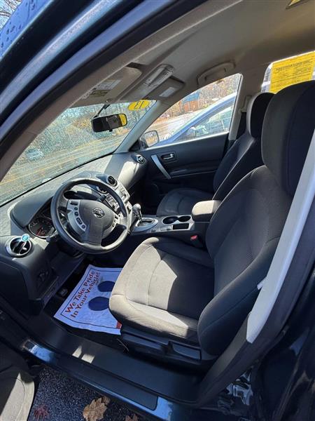 Nissan Rogue S AWD 2013