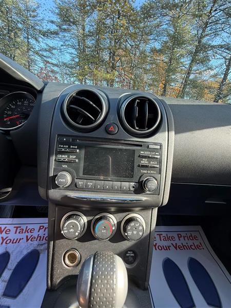 Nissan Rogue S AWD 2013