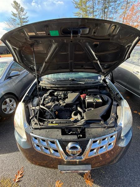 Nissan Rogue S AWD 2013