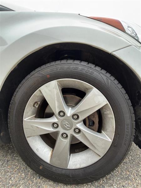 Hyundai Elantra GLS A/T 2013