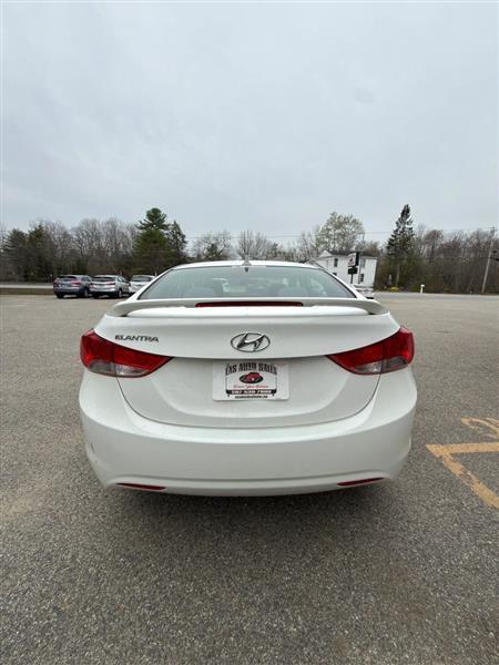 Hyundai Elantra GLS A/T 2013