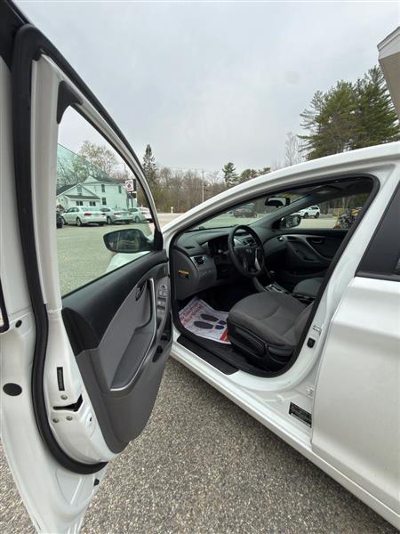 Hyundai Elantra GLS A/T 2013