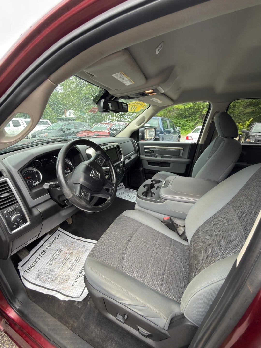 RAM 1500 Classic Tradesman Quad Cab 4WD 2019