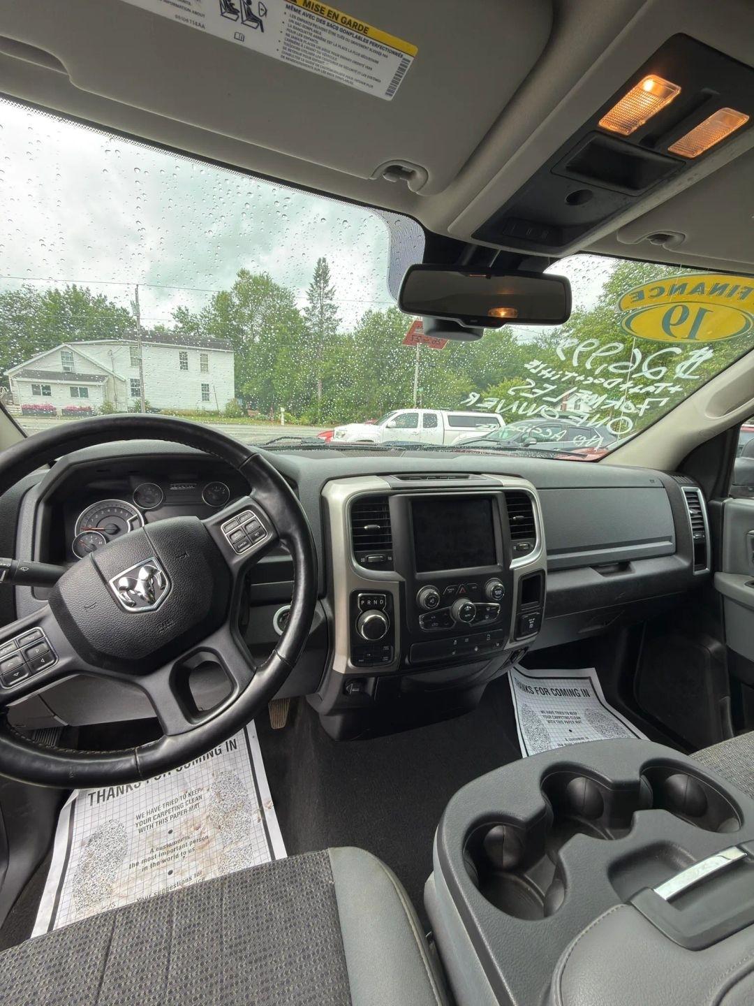 RAM 1500 Classic Tradesman Quad Cab 4WD 2019