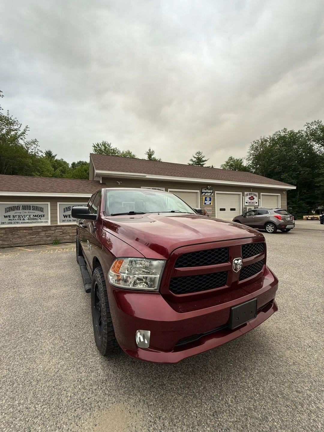 RAM 1500 Classic Tradesman Quad Cab 4WD 2019