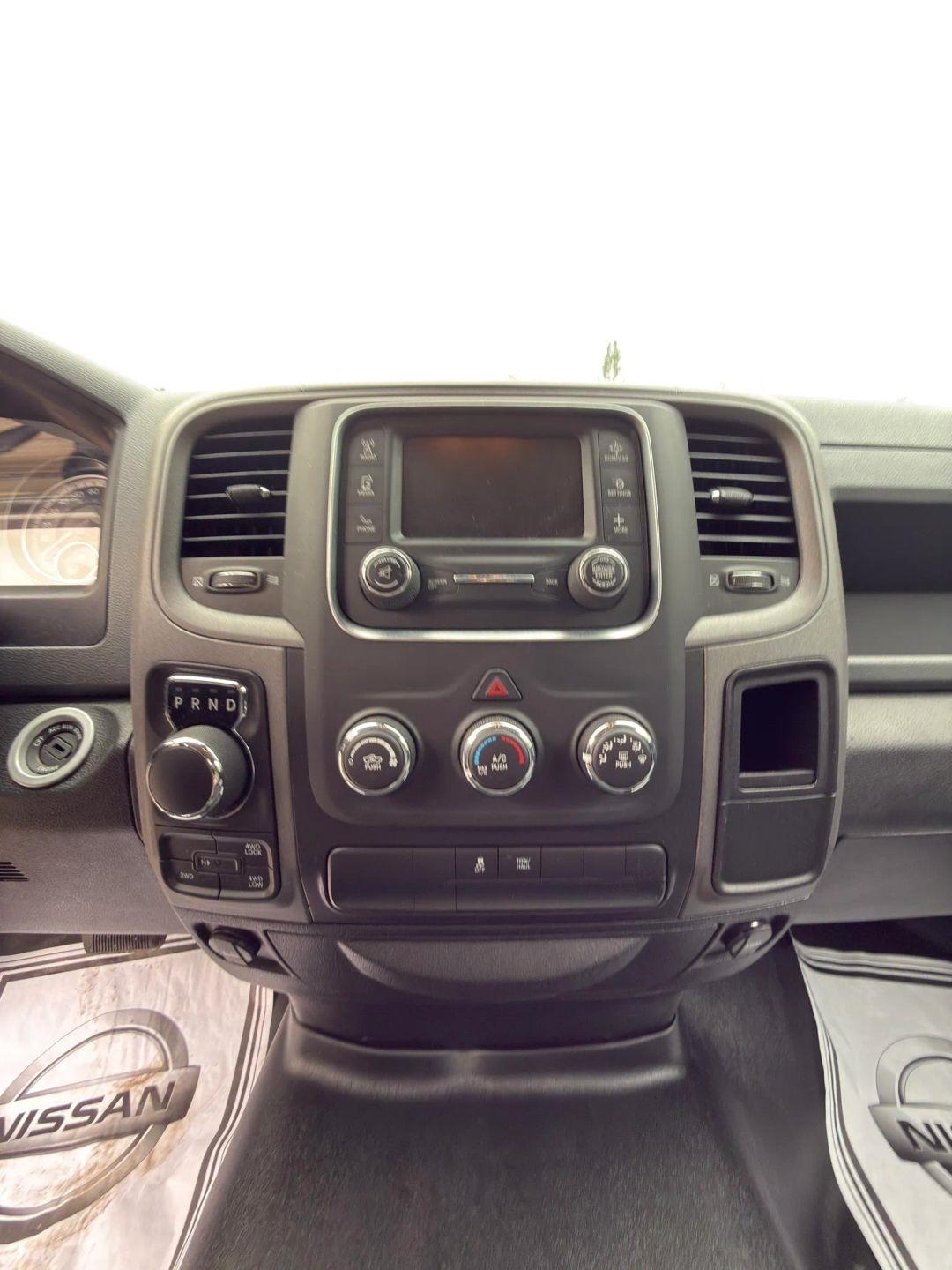 RAM 1500 Classic Tradesman Quad Cab 4WD 2019