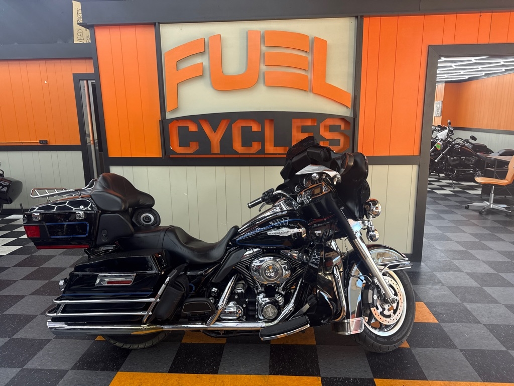 2008 Harley-Davidson FLHTCU Shrine 