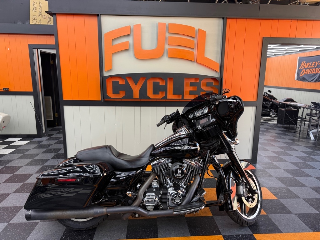 2014 Harley-Davidson FLHX103 