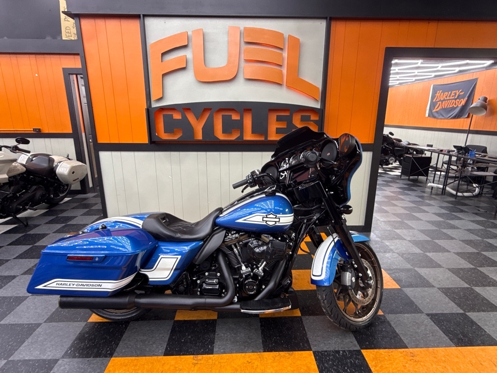 2023 Harley-Davidson FLHXST 