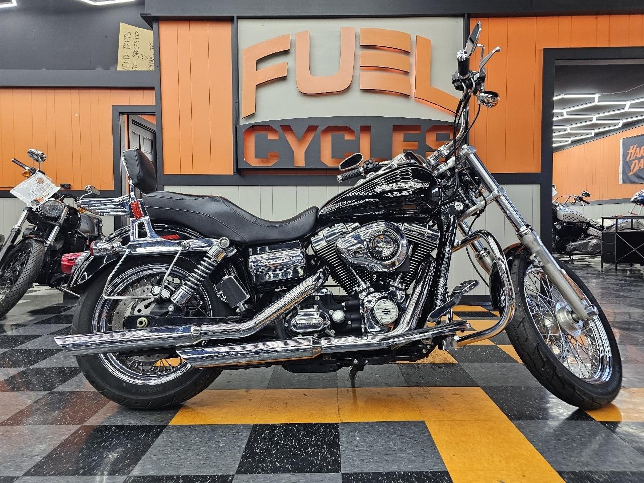 2011 Harley-Davidson Dyna Super Glide Custom 