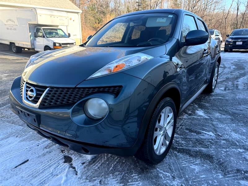 2012 Nissan JUKE SV's photo