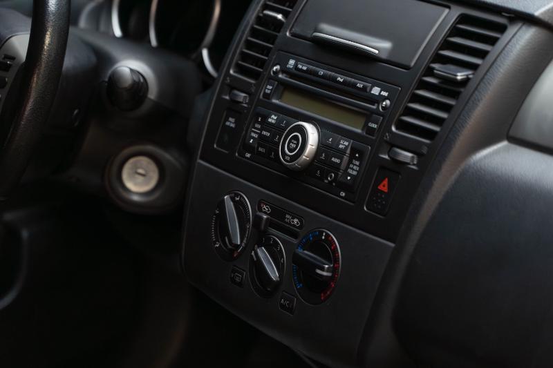 Nissan Versa 1.6 S Plus 2014