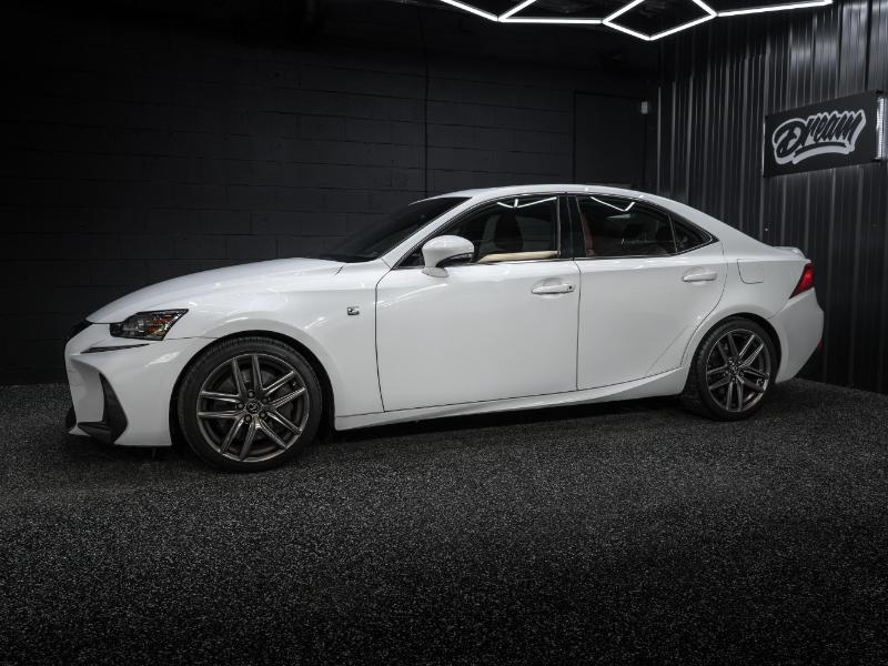 Lexus IS 300 AWD 2017