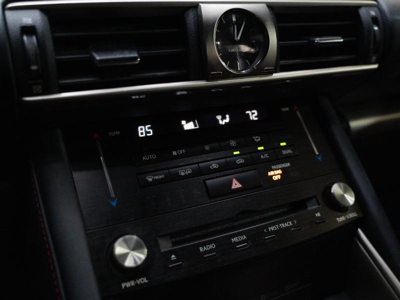 Lexus IS 300 AWD 2017