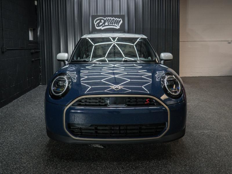 MINI Cooper Signature 4 Door Hatchback 2025