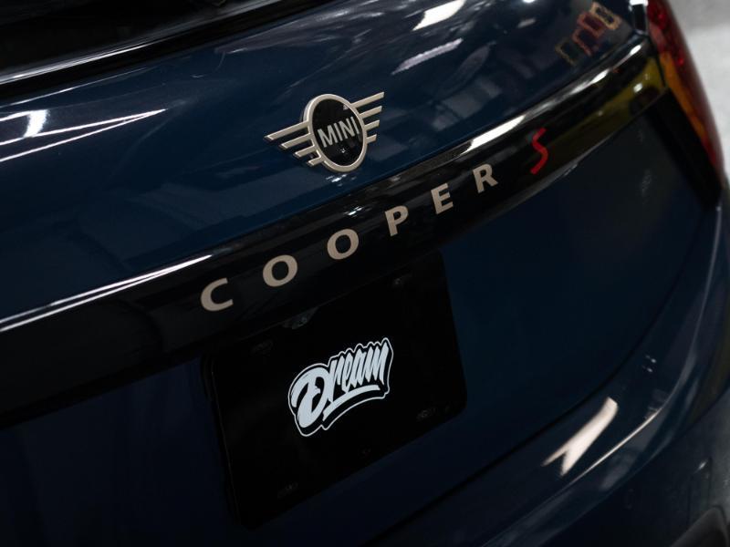 MINI Cooper Signature 4 Door Hatchback 2025