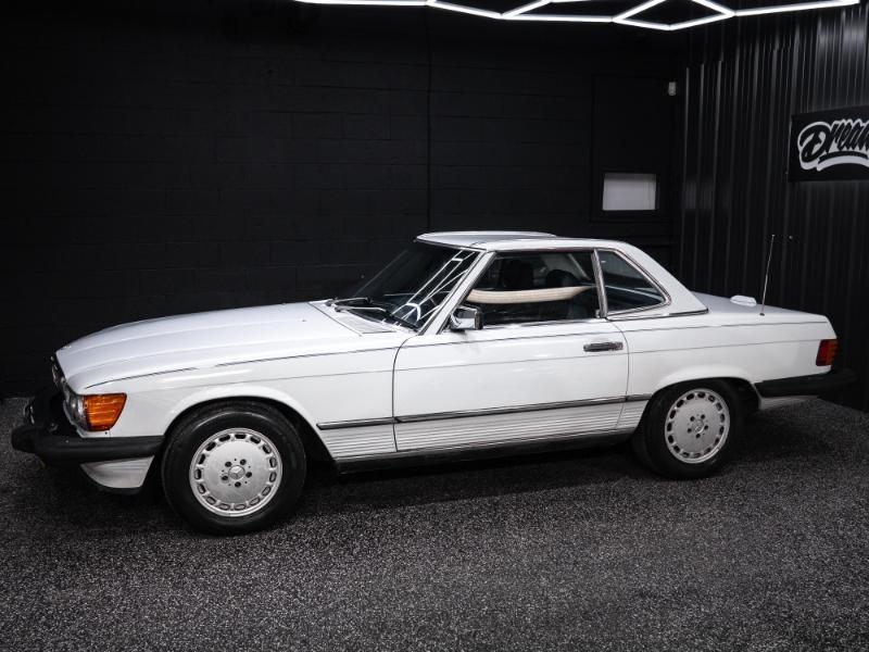 Mercedes-Benz 560 SL coupe 1989
