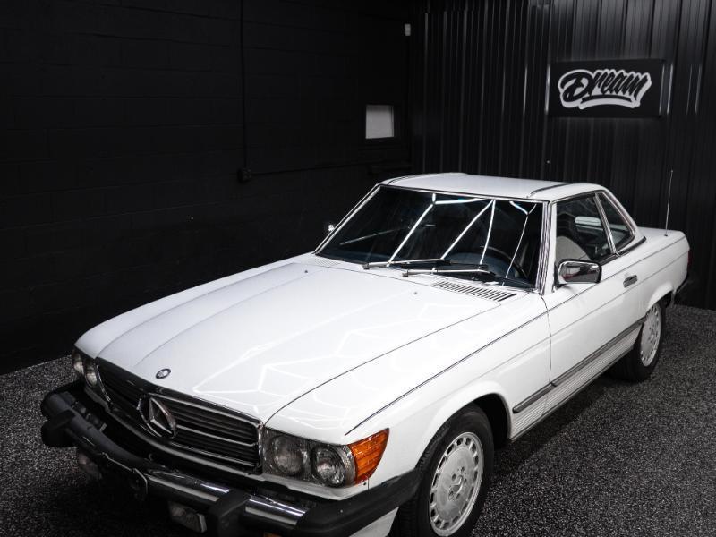 Mercedes-Benz 560 SL coupe 1989