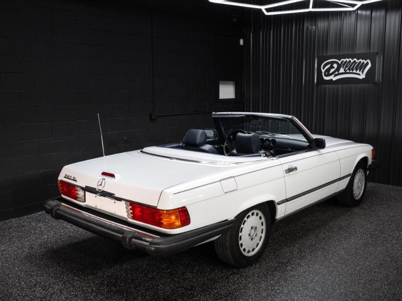 Mercedes-Benz 560 SL coupe 1989