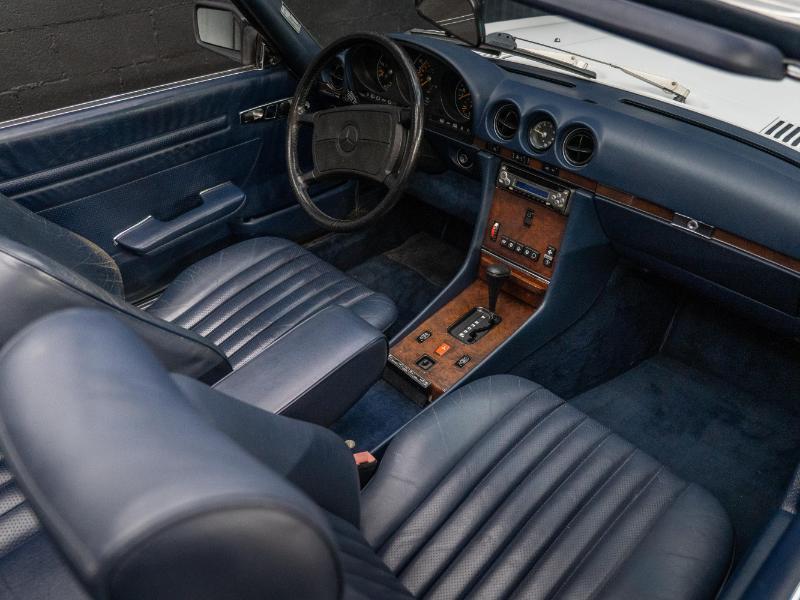 Mercedes-Benz 560 SL coupe 1989