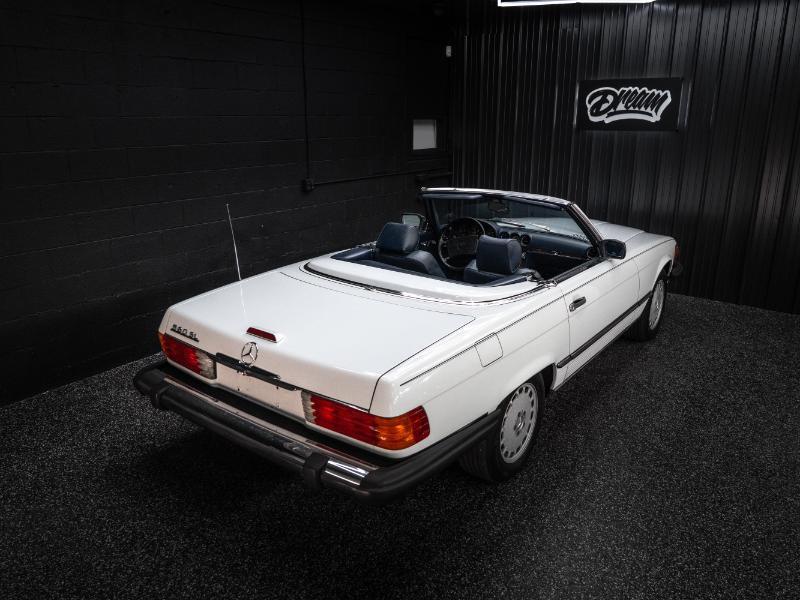 Mercedes-Benz 560 SL coupe 1989