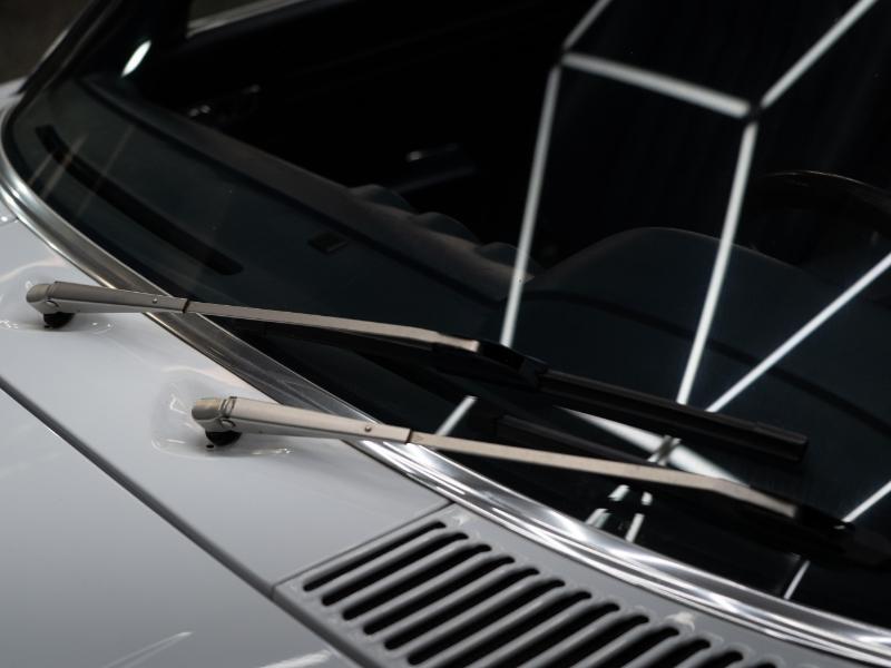 Mercedes-Benz 560 SL coupe 1989